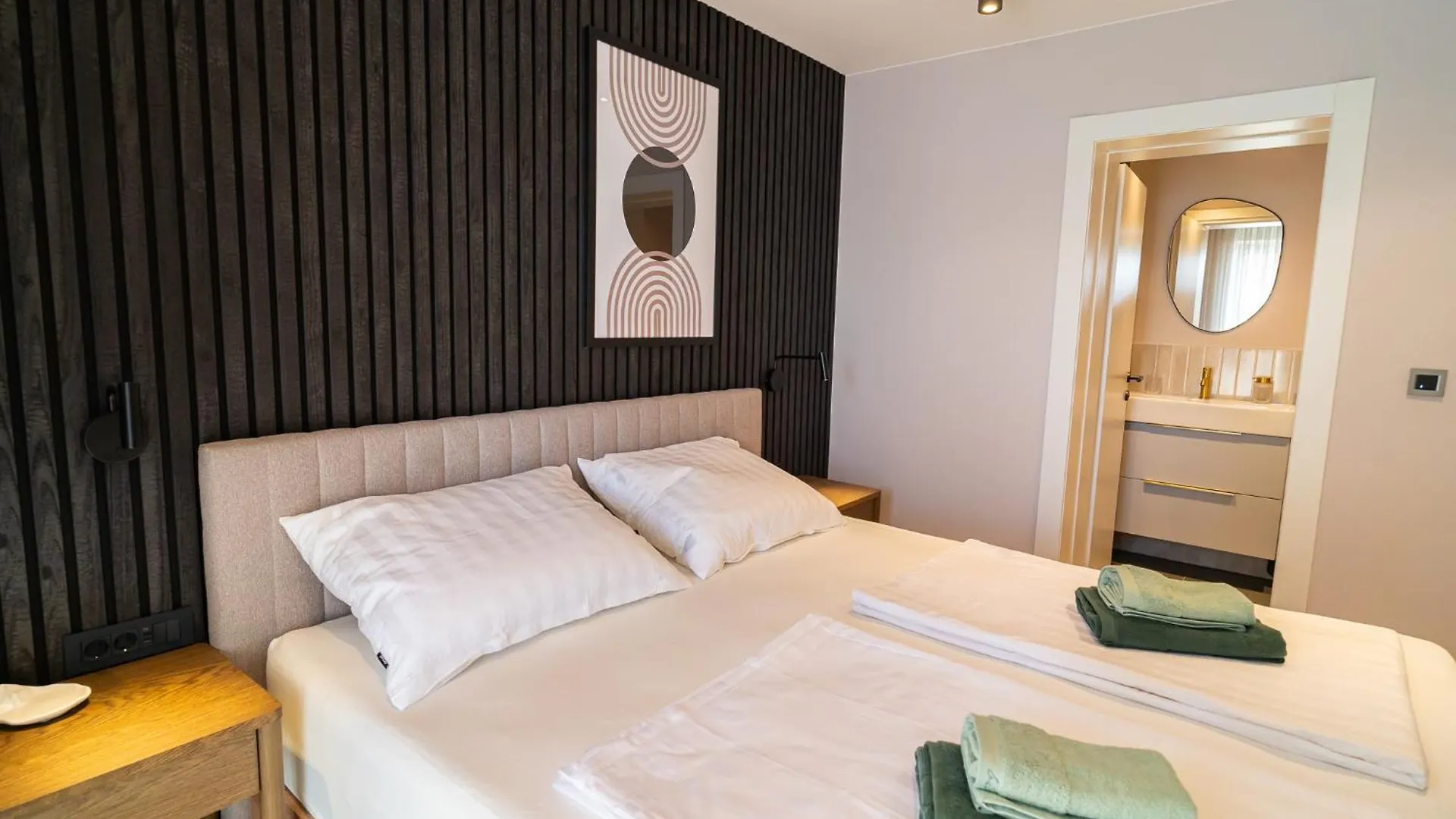 شقة Pied-A-Terre By Belmont Realty زادار